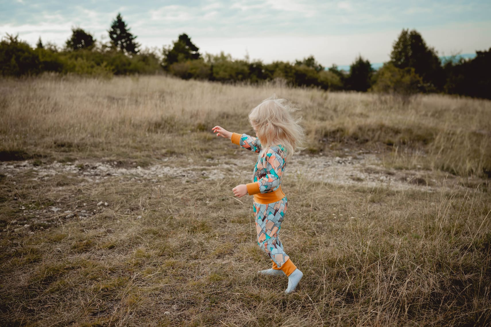 Set body a kalhoty z merino vlny – Barevné hory